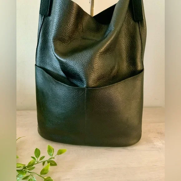 ANTHROPOLOGIE LEATHER SHOULDER BAG & POUCH NWT